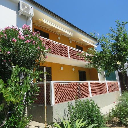 Apartments Cubranic 巴斯卡 外观 照片